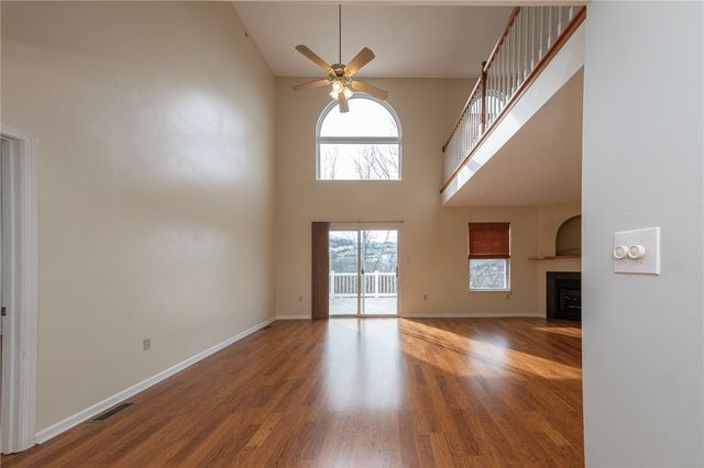 106 Sandy Brae DR, North Strabane, PA 15317