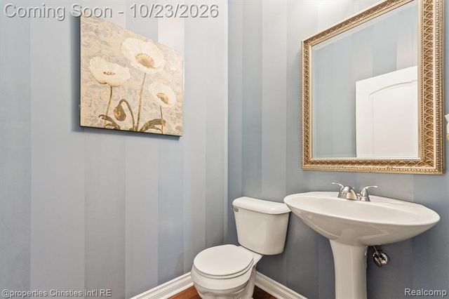 61119 Mustang Drive, South Lyon, MI 48178