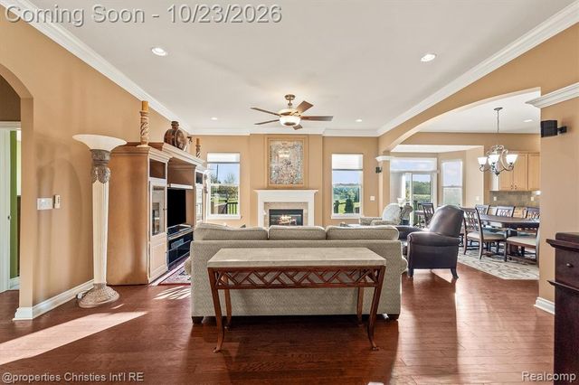 61119 Mustang Drive, South Lyon, MI 48178