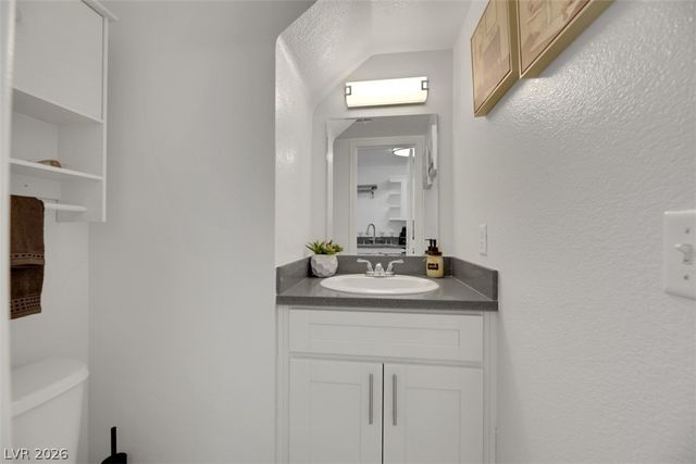 7989 Lisa Dawn Avenue, Las Vegas, NV 89147