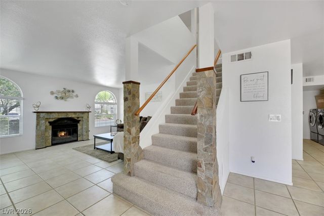 7989 Lisa Dawn Avenue, Las Vegas, NV 89147