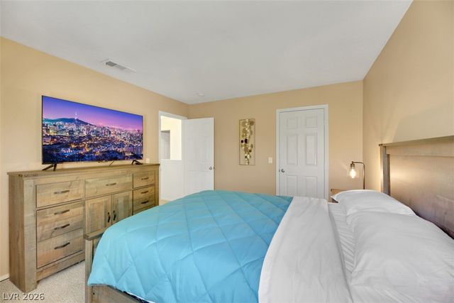7989 Lisa Dawn Avenue, Las Vegas, NV 89147