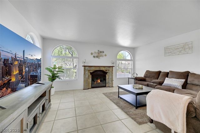 7989 Lisa Dawn Avenue, Las Vegas, NV 89147
