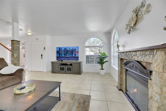 7989 Lisa Dawn Avenue, Las Vegas, NV 89147