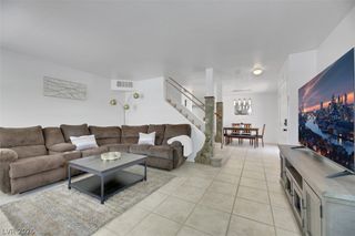 7989 Lisa Dawn Avenue, Las Vegas, NV 89147