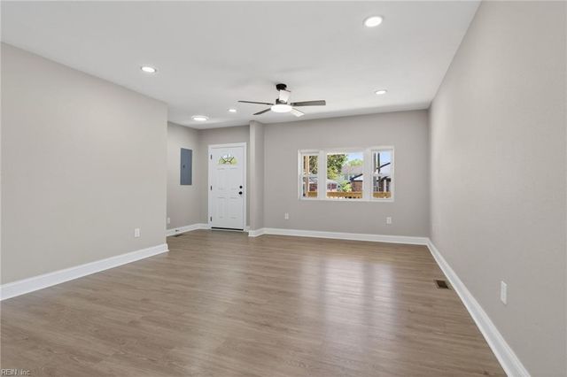 1326 W 26th St ST, Norfolk, VA 23508