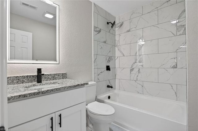 1326 W 26th St ST, Norfolk, VA 23508