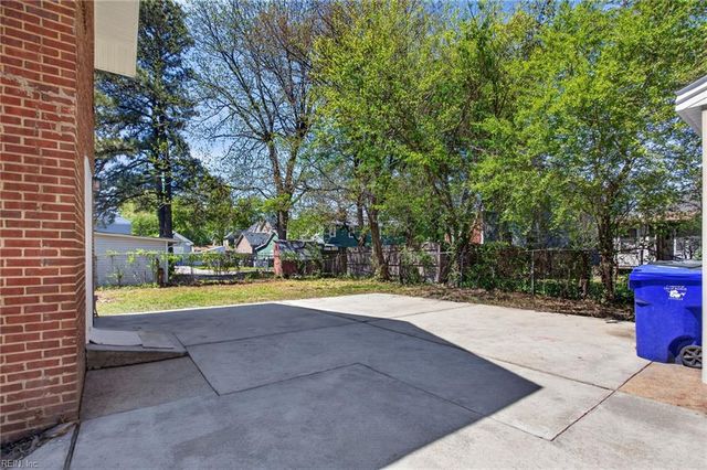 1326 W 26th St ST, Norfolk, VA 23508