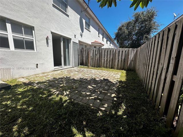 1036 NE 208th St 1036, Miami, FL 33179