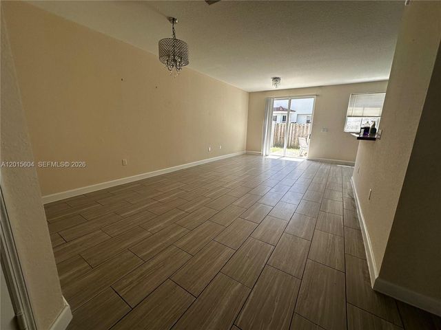 1036 NE 208th St 1036, Miami, FL 33179