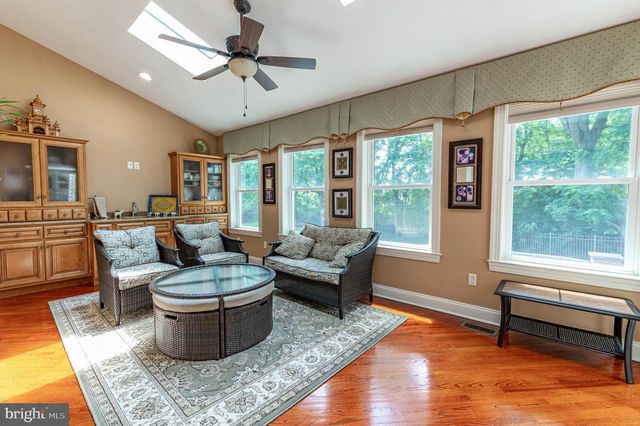 4140 DOUGLAS DR, Bethlehem, PA 18020
