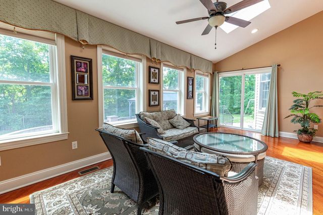 4140 DOUGLAS DR, Bethlehem, PA 18020