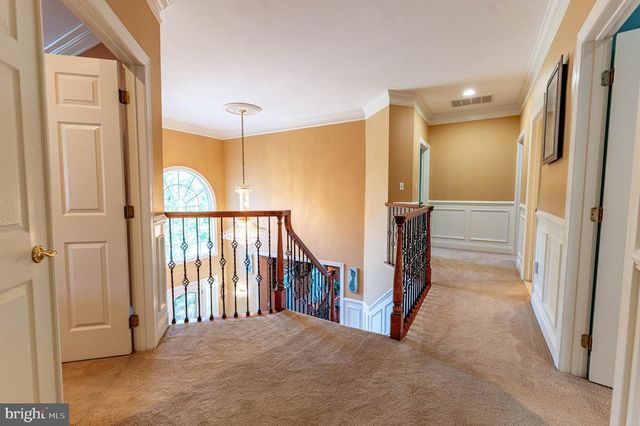 4140 DOUGLAS DR, Bethlehem, PA 18020