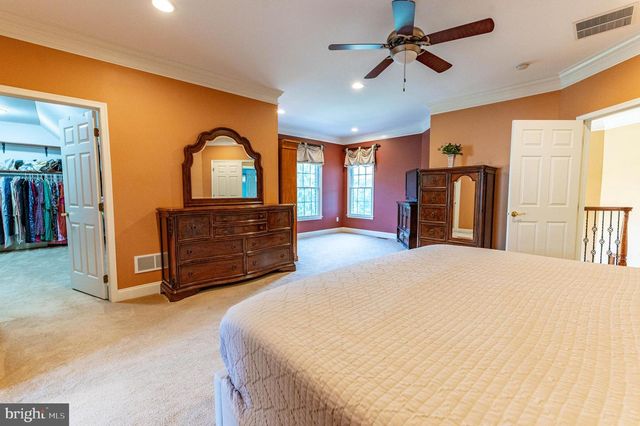 4140 DOUGLAS DR, Bethlehem, PA 18020