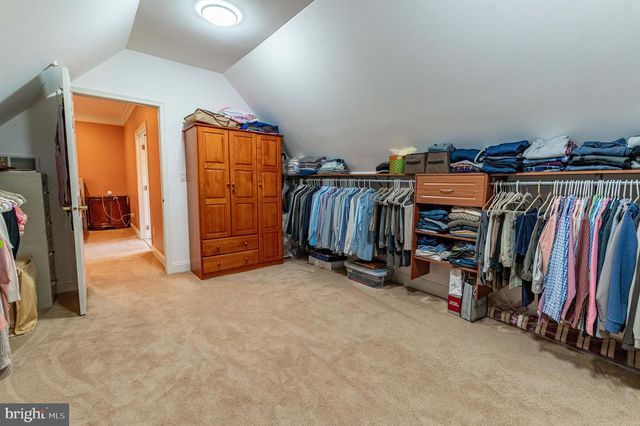 4140 DOUGLAS DR, Bethlehem, PA 18020