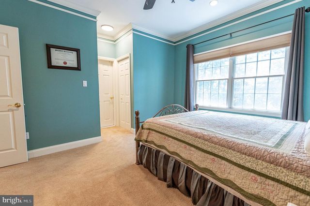 4140 DOUGLAS DR, Bethlehem, PA 18020
