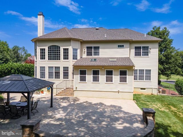 4140 DOUGLAS DR, Bethlehem, PA 18020