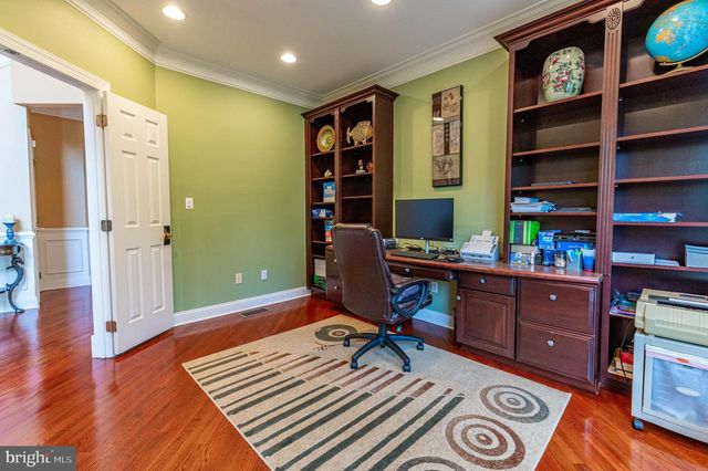4140 DOUGLAS DR, Bethlehem, PA 18020