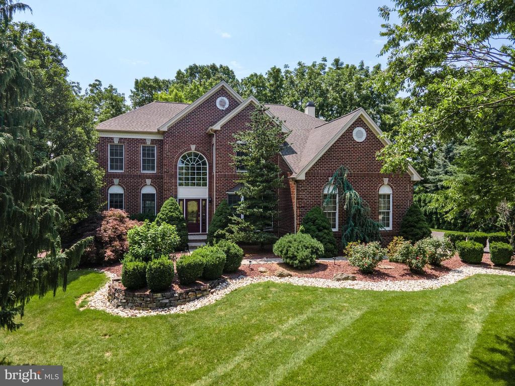 4140 DOUGLAS DR, Bethlehem, PA 18020