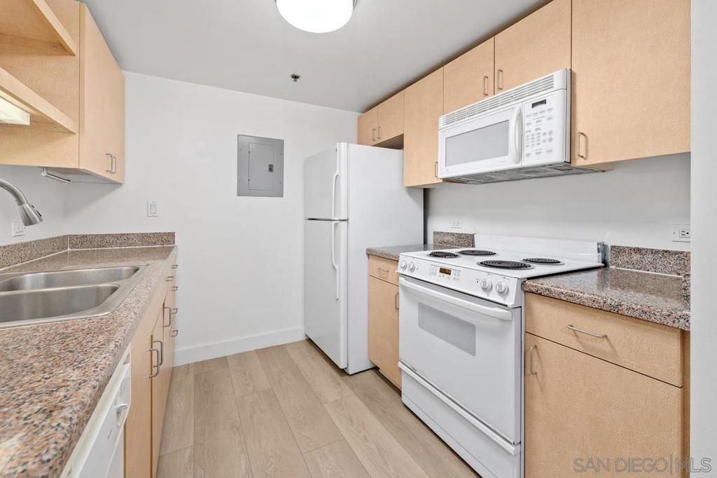 425 W Beech 204, San Diego, CA 92101 — photo 4