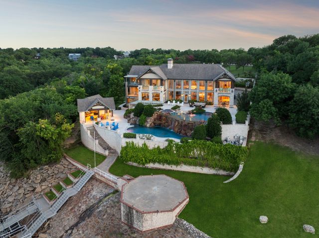 362 Thompson Heights Drive, Denison, TX 75020