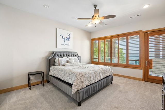 362 Thompson Heights Drive, Denison, TX 75020