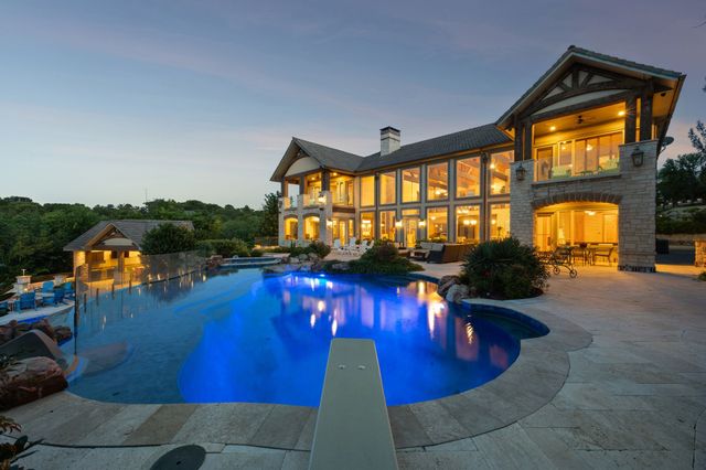 362 Thompson Heights Drive, Denison, TX 75020