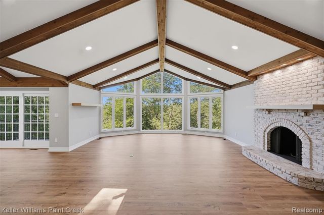 2918 Shannon Drive, Oakland, MI 48363