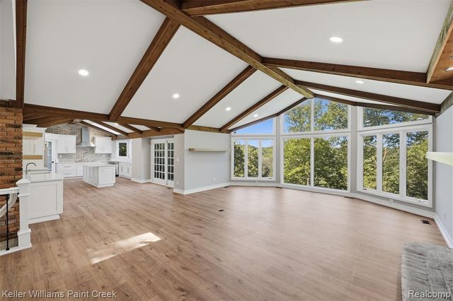 2918 Shannon Drive, Oakland, MI 48363