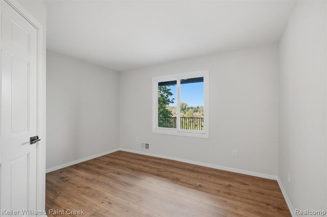 2918 Shannon Drive, Oakland, MI 48363