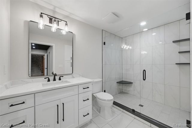 2918 Shannon Drive, Oakland, MI 48363