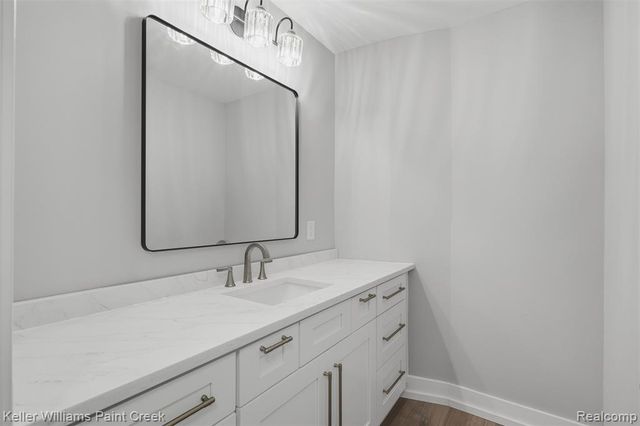 2918 Shannon Drive, Oakland, MI 48363