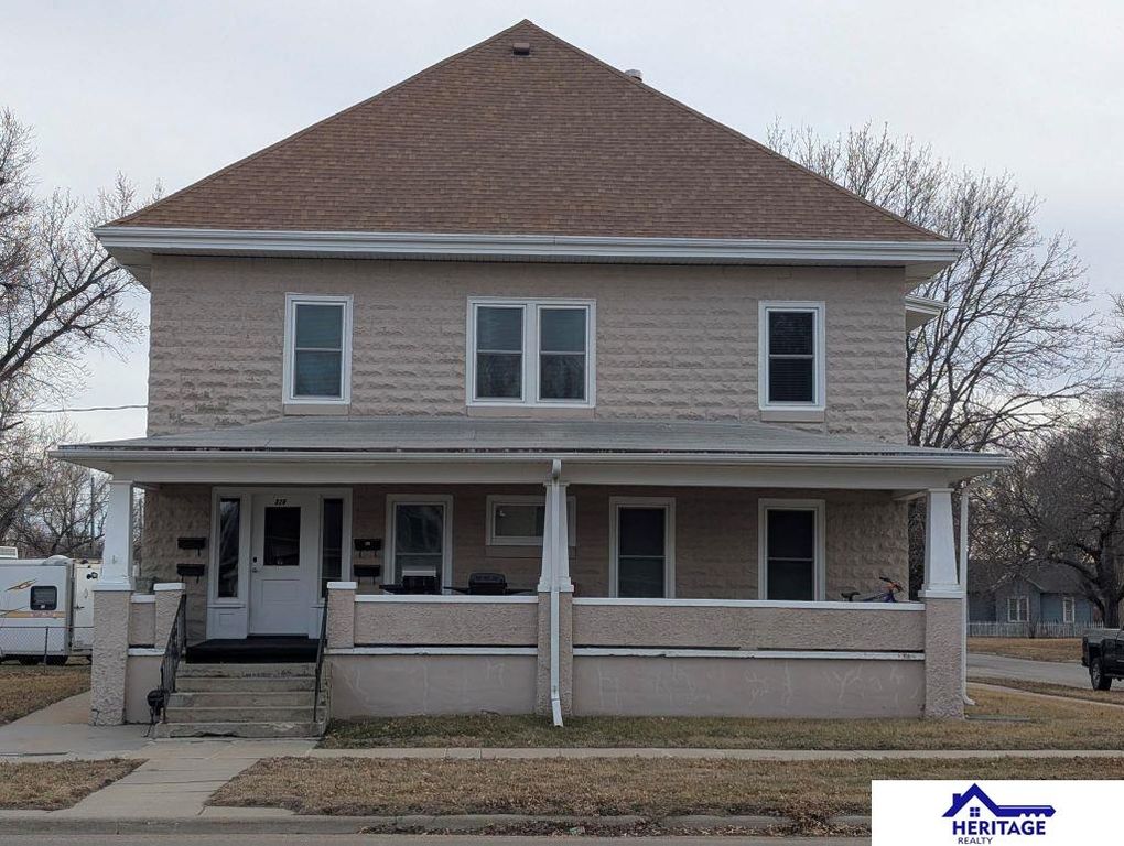 323 W 6th Street, York, NE 68467