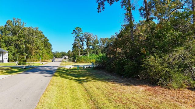 187 County Road 6606, Dayton, TX 77535