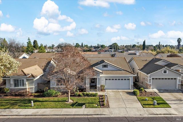 149 Currant Ln, Vacaville, CA 95687