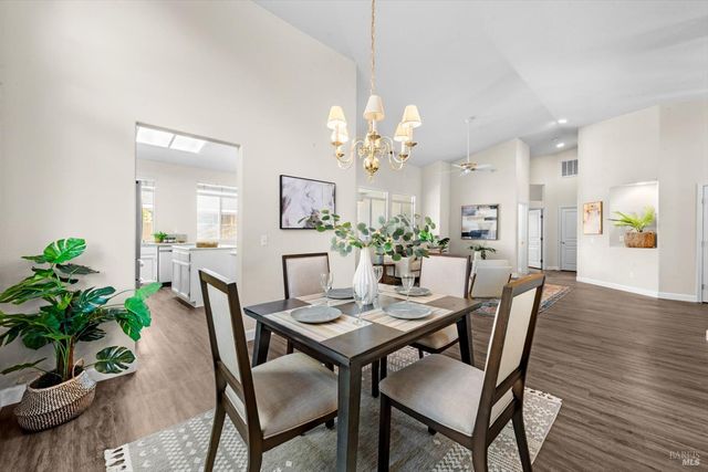 149 Currant Ln, Vacaville, CA 95687