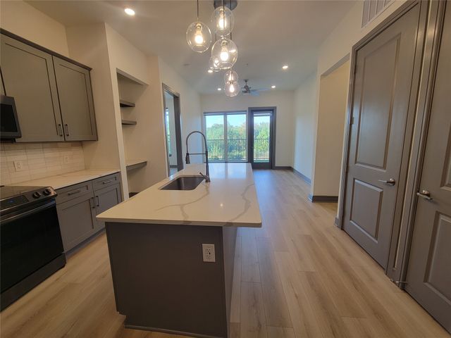 2700 Old Denton Road 1032, Carrollton, TX 75007