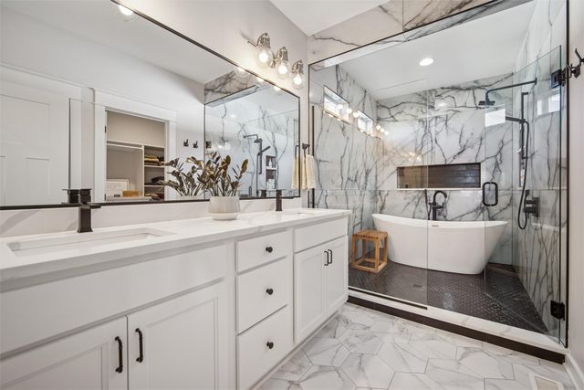 5008 149th Court, Urbandale, IA 50323