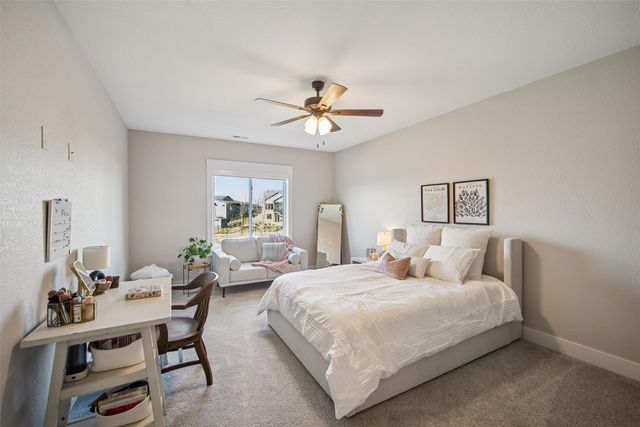 5008 149th Court, Urbandale, IA 50323