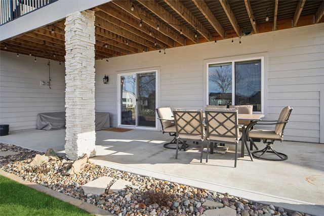 5008 149th Court, Urbandale, IA 50323