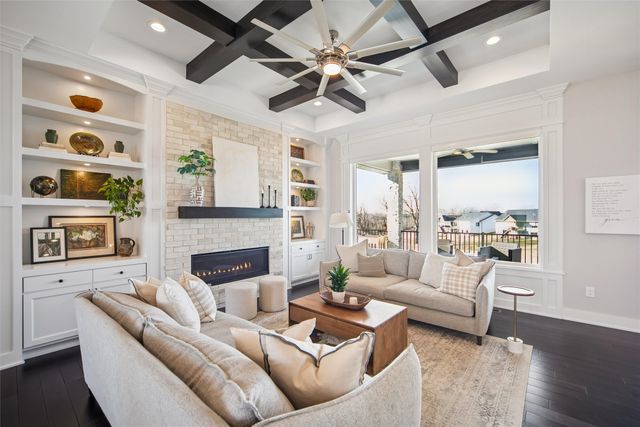 5008 149th Court, Urbandale, IA 50323