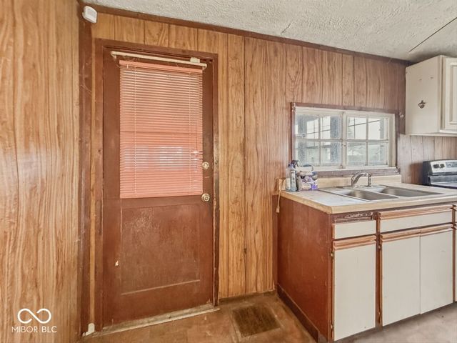 742 S Addison Street, Indianapolis, IN 46221