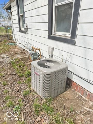 742 S Addison Street, Indianapolis, IN 46221