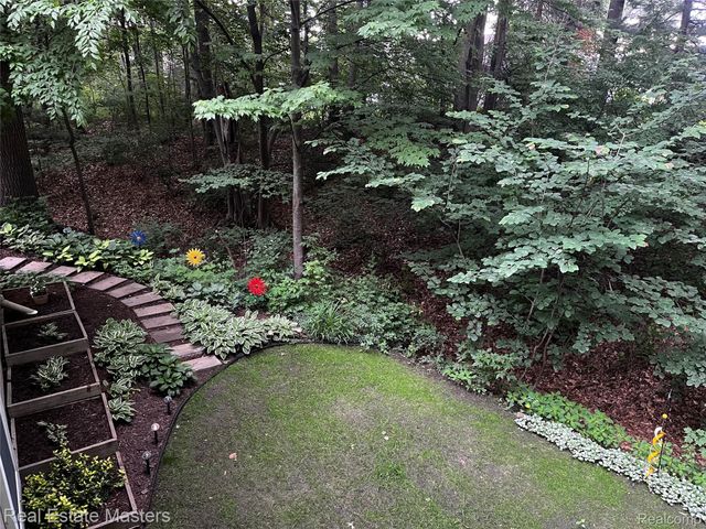 3880 BUTTERNUT Court 2, Port Huron, MI 48060