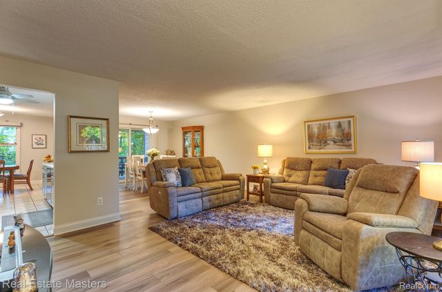3880 BUTTERNUT Court 2, Port Huron, MI 48060