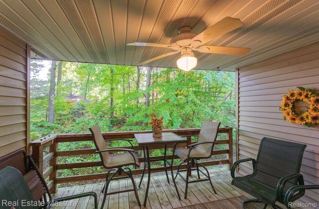 3880 BUTTERNUT Court 2, Port Huron, MI 48060