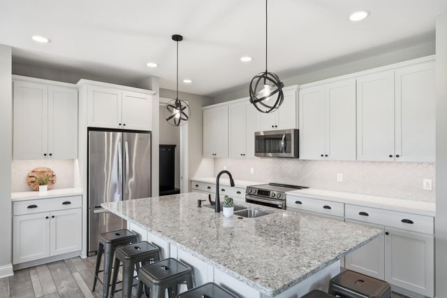 776 Arbor Woods Road, Victoria, MN 55386