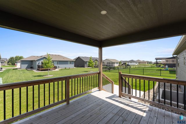 708 Highland St Street, Harrisburg, SD 57032