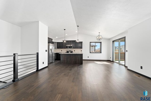 708 Highland St Street, Harrisburg, SD 57032