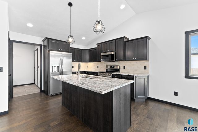 708 Highland St Street, Harrisburg, SD 57032